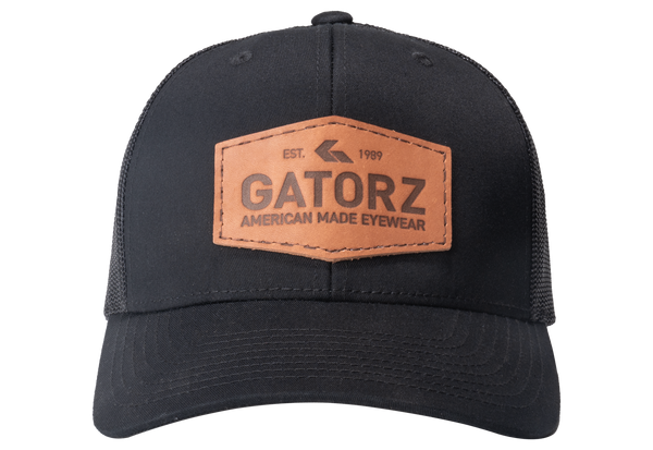 Snap back Black / Leather Logo Patch