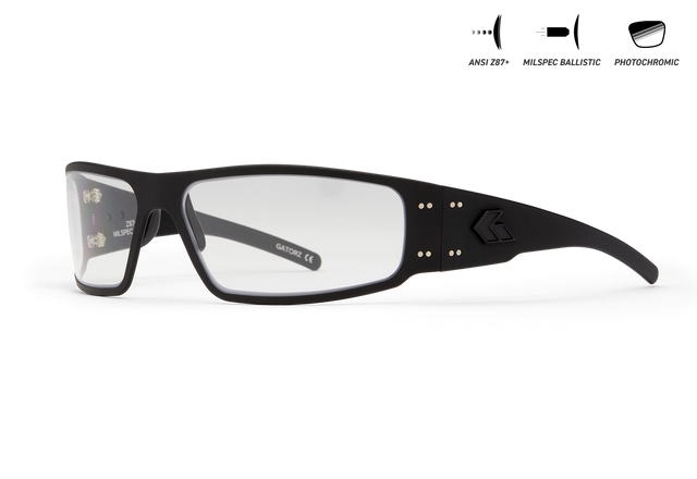 Magnum with photochromic lens